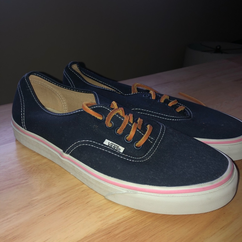 Vans Leather Lace Sneaker